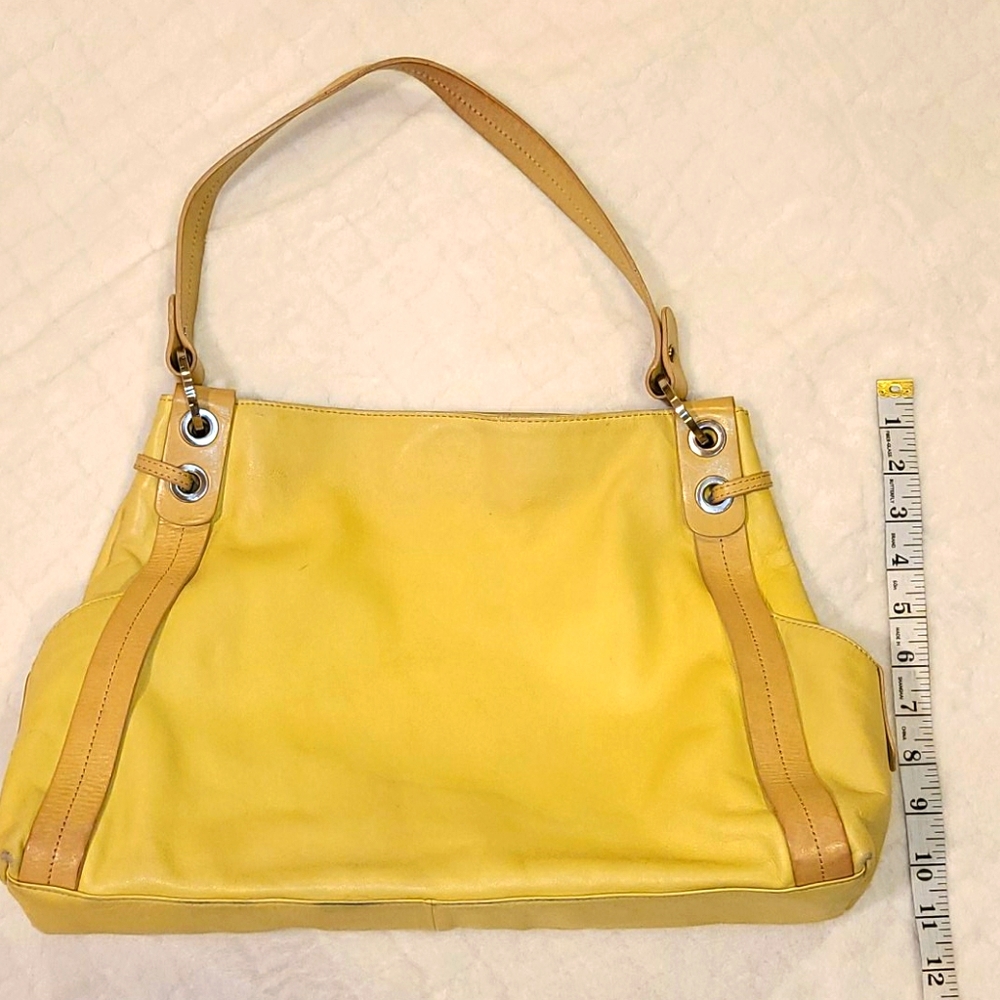 Kenneth Cole Leather Shoulder Bag